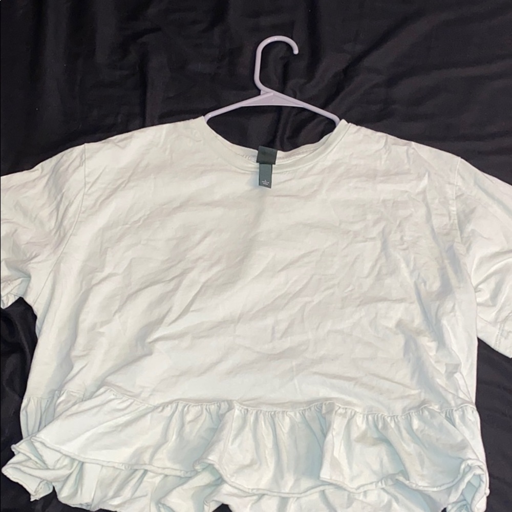 Sage cropped top w Ruffles